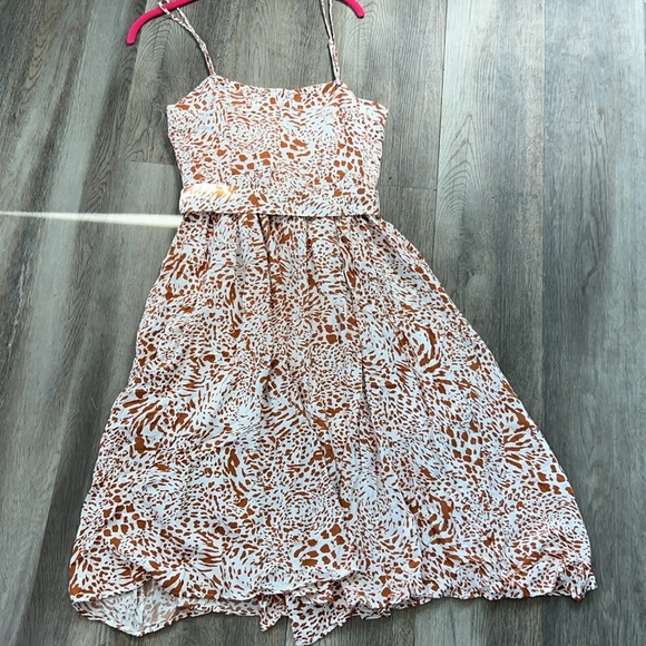 Jealous Tomato Medium ANIMAL PRINT BELTED WOVEN SLEEVELESS MIDI DRESS - Picture 6 of 11